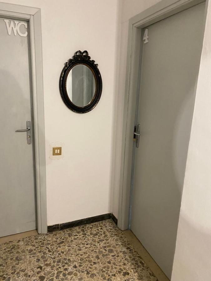 Live In Pisa - 250M Dalla Stazione Centrale Di Pisa Hotel Bagian luar foto